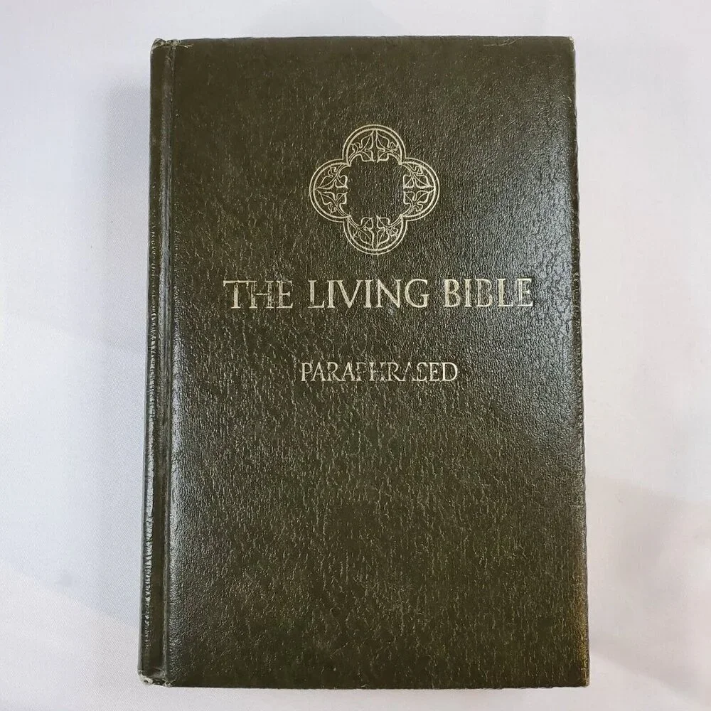 The Living Bible Paraphrased Green Padded Hardcover 9th printing 1972 - Picture 1 of 7